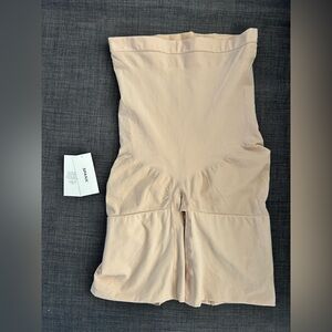 Spanx higher power short in soft nude size 2X